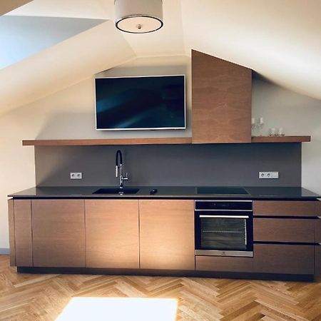 Roze Republikas Apartments Liepāja Eksteriør billede