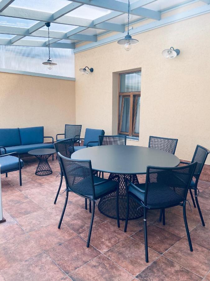 Roze Republikas Apartments Liepāja Eksteriør billede